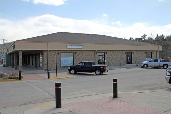200 N Chicago St, Hot Springs, SD 57747
